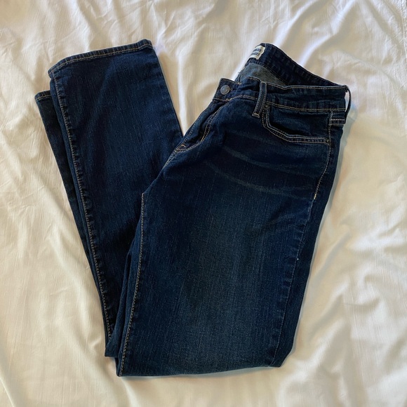 Signature Levi’s Modern Straight - Picture 2 of 6
